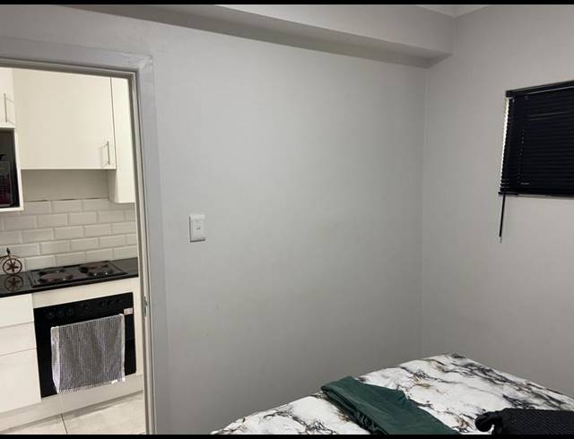 1 BEDROOM APARTMENT FOR SALE IN LINCOLN MEADE